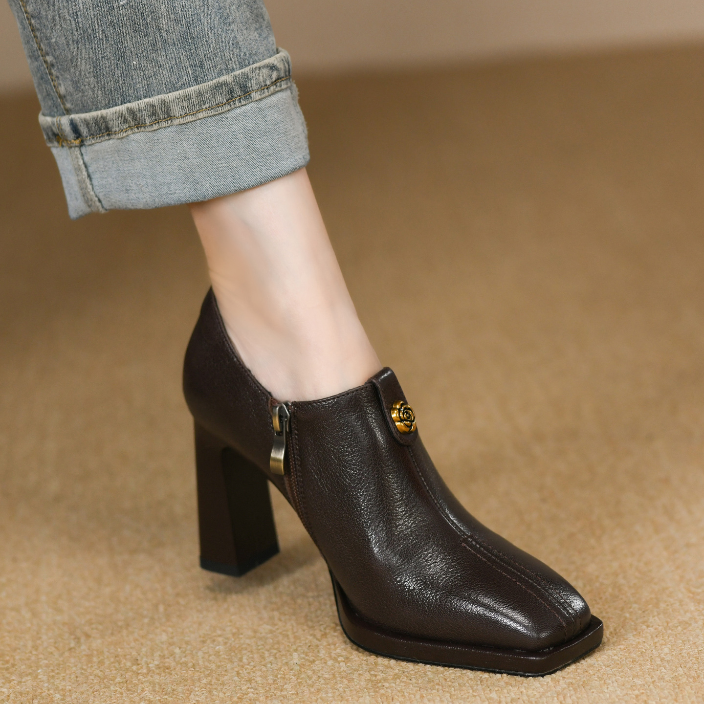 羊皮超高跟粗跟方头深口单鞋女