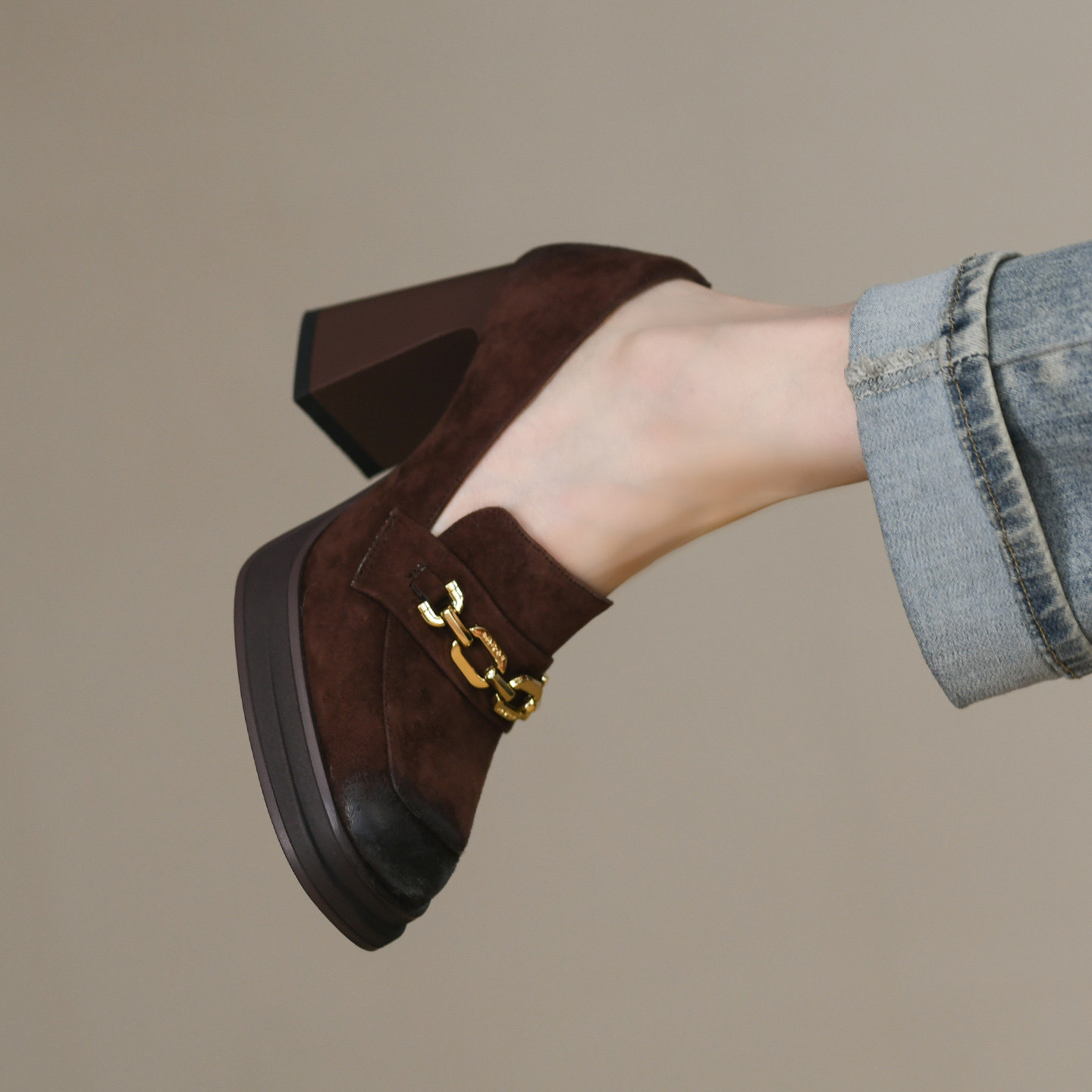 2025秋季新款英伦羊反皮超高跟粗跟方头皮带金属一脚蹬深口单鞋女,女鞋,深口单鞋,淘宝优惠券,粉丝福利购,淘宝优惠卷