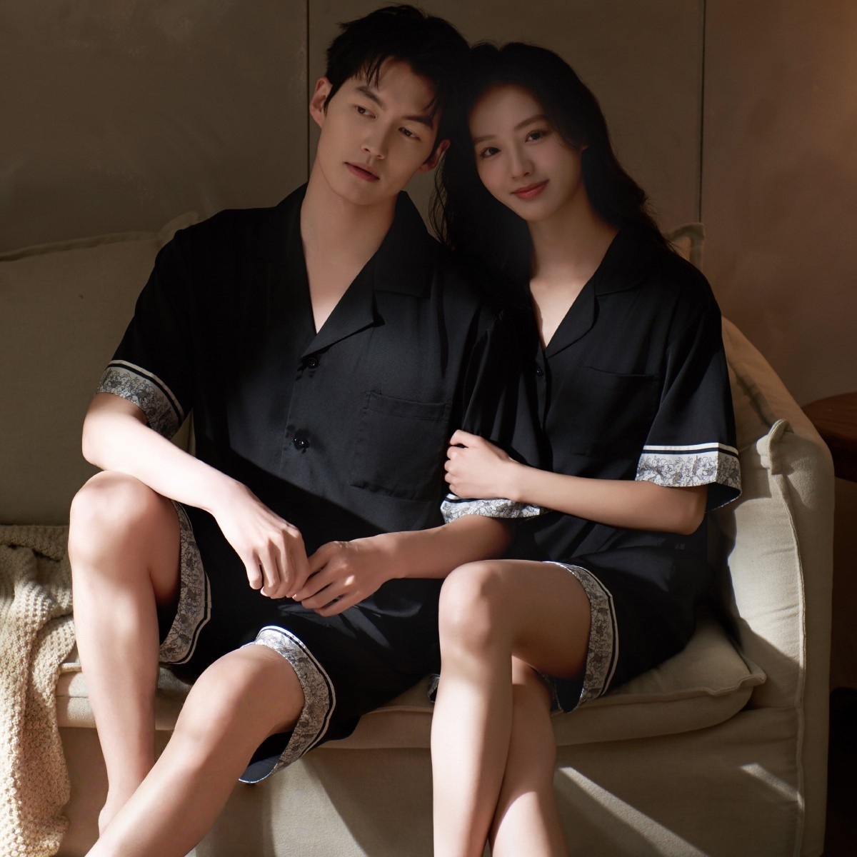 情侣真丝睡衣女夏季短袖短裤高级感桑蚕丝可外穿男休闲家居服套装