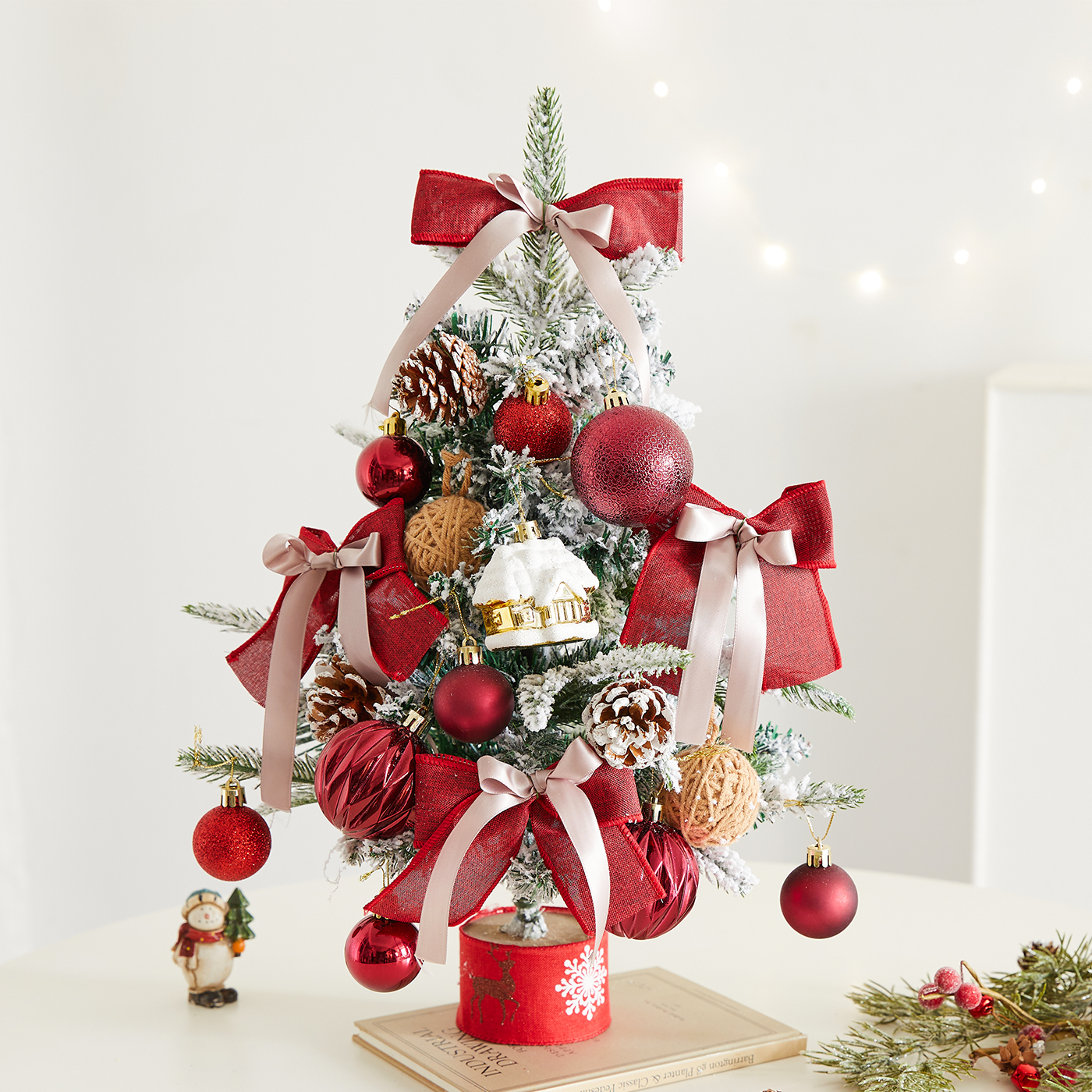 迷你圣诞树桌面装饰植绒小树摆件