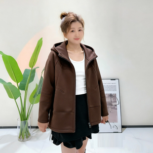 金影奇春季新款棒球服短款外套女休闲大码女装连帽风衣上衣85060