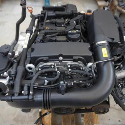 适用奔驰C200 C280 C300 C250 W204 271860 1.8T W212 发动机总成
