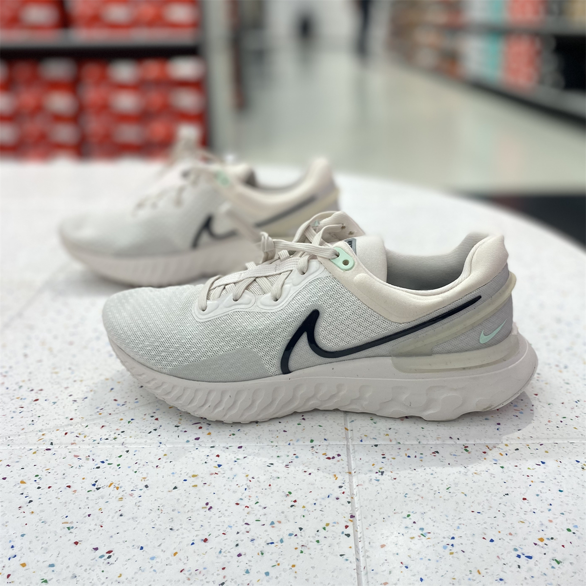 正品NIKE/耐克REACT MILER 3男子透气运动休闲跑步鞋 DD0490-004