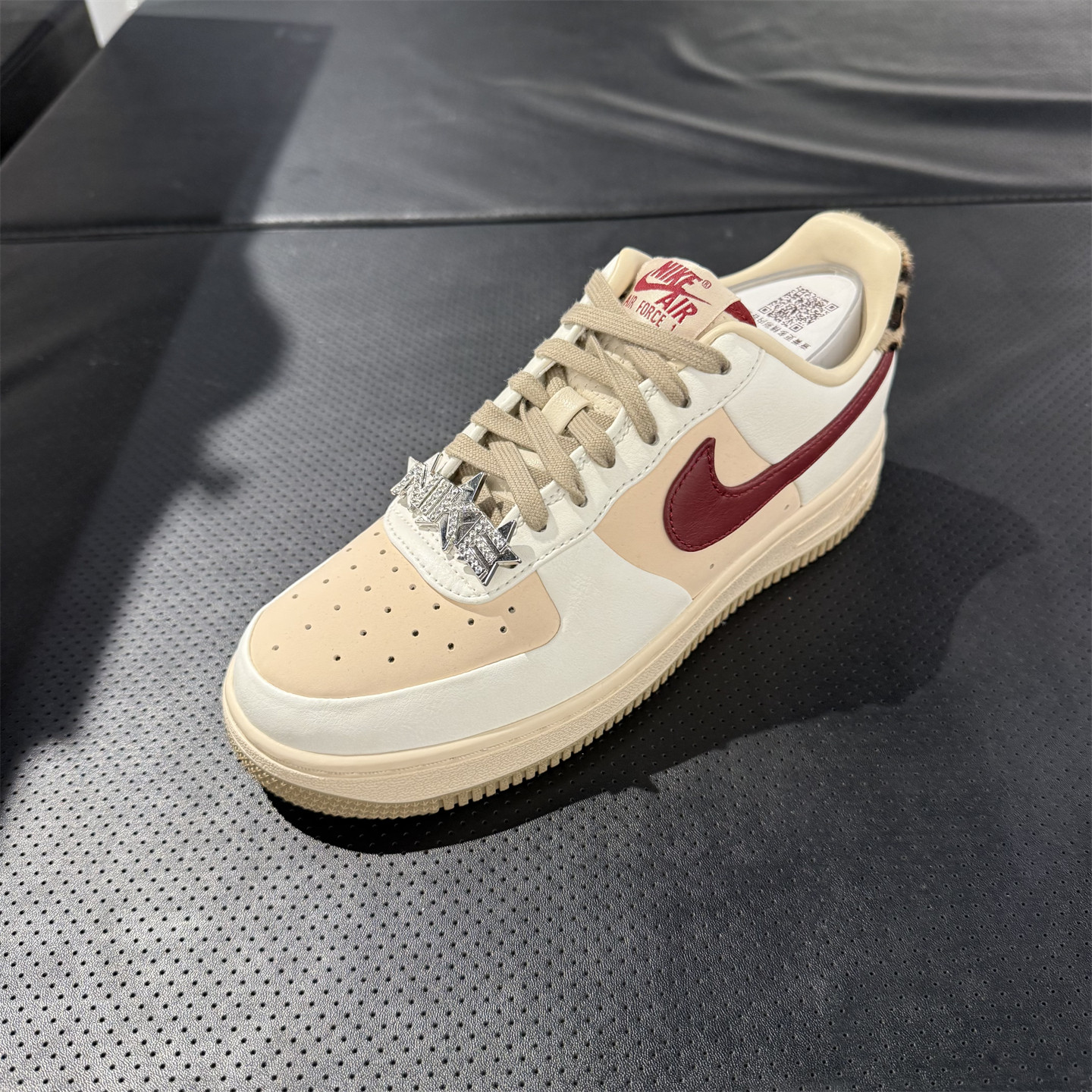 NIKE耐克女子板鞋新年款AF1空军一号增高红勾子运动休闲鞋 IM7510,运动鞋new,运动休闲鞋,淘宝优惠券,粉丝福利购,淘宝优惠卷