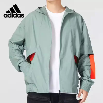 正品Adidas阿迪达斯男子新款简约连帽休闲运动梭织夹克外套IC6732