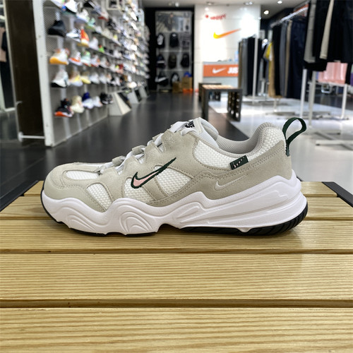 Nike/耐克耐磨休闲运动鞋