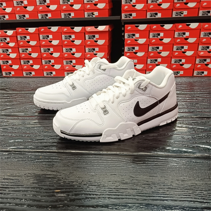 Nike/耐克男子运动休闲鞋