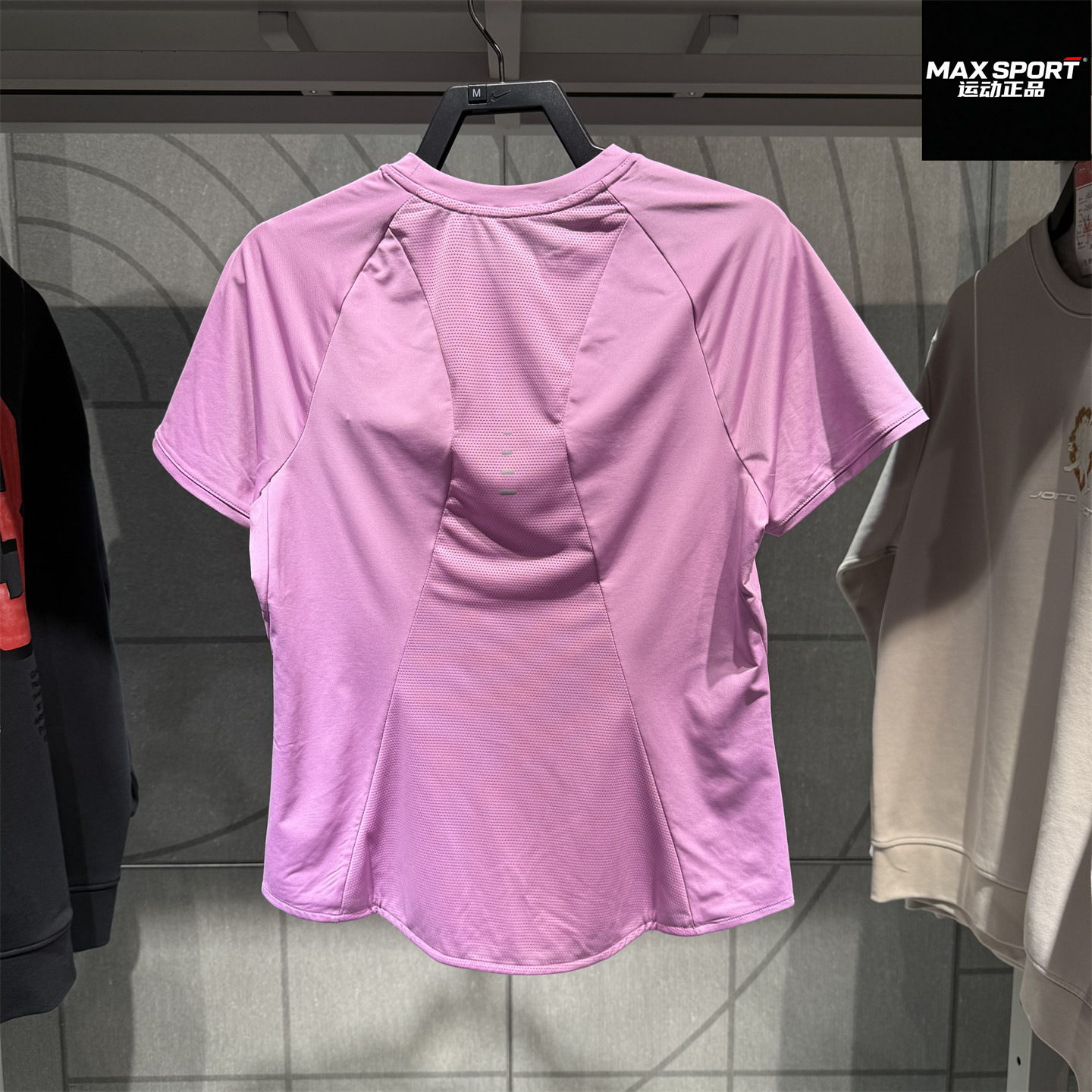 Nike耐克女子短袖速干透气26夏季跑步运动休闲修身T恤 HM9699-503
