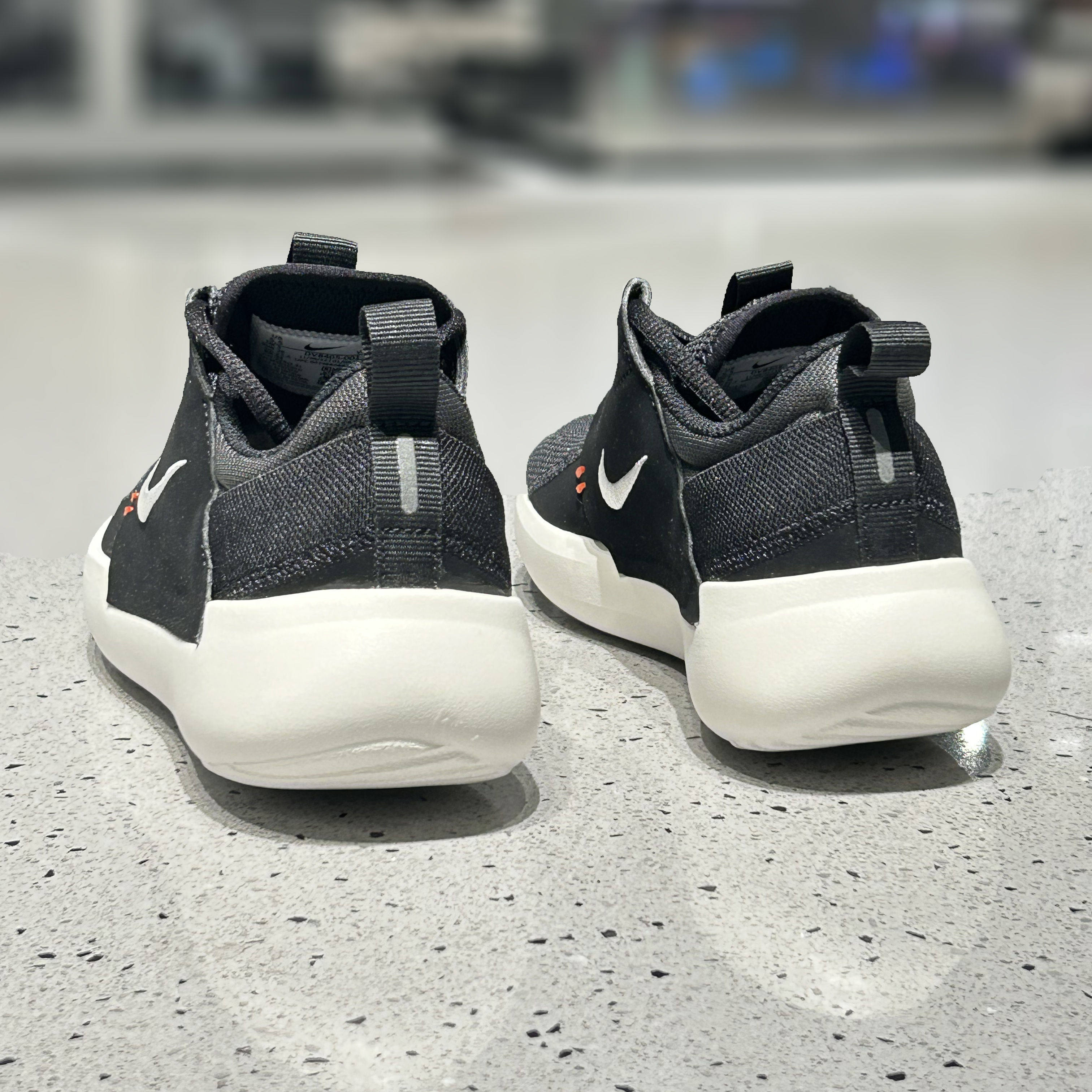 Nike/耐克轻便运动休闲鞋