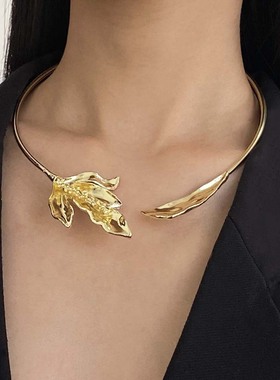 金属风褶皱枫叶花朵项链项圈开口