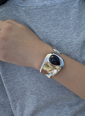 冷淡风女金属黑曜石开口手镯手环