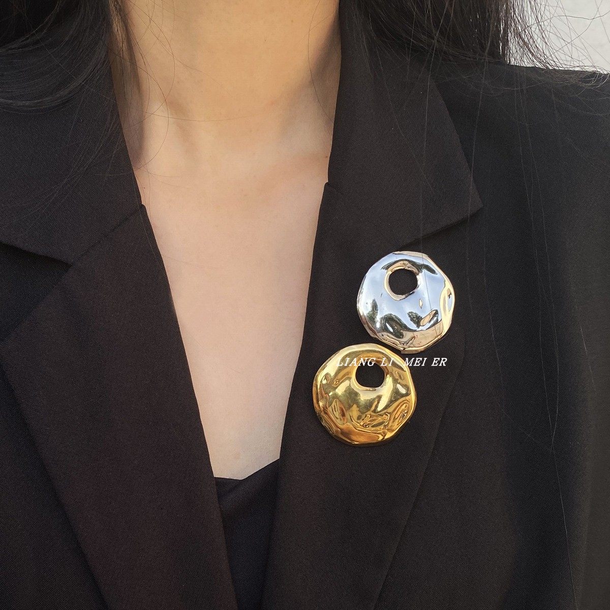 欧美ins夸张金属不规则几何镂空椭圆胸针简约高级感时髦西装配饰,饰品/流行首饰/时尚饰品新,胸针,淘宝优惠券,粉丝福利购,淘宝优惠卷