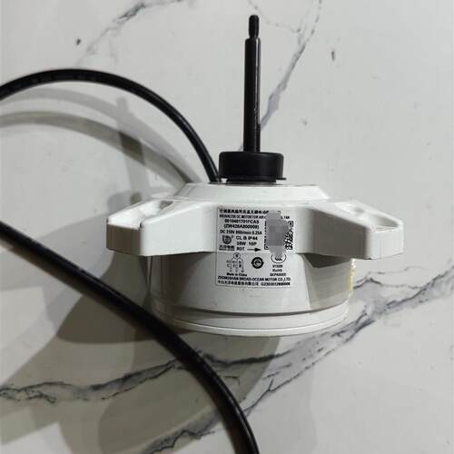 0104091701FCAS适用于空调直流马达通风机马达ZW428A800008全新