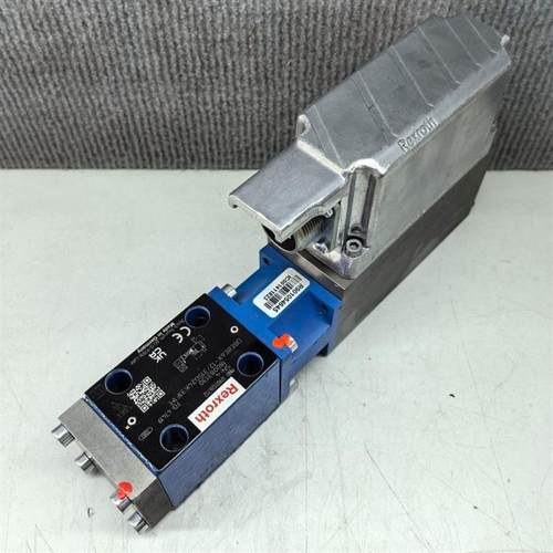 R901126712 DBEBE6X-1X/315G24K31F1M # 比例阀全新库存