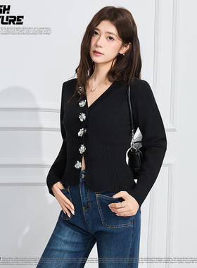 SLASH 甜酷风黑色花钻V领针织衫女士短款收腰显瘦甜妹风毛衣开衫