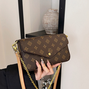 春夏复古链条包包女2025新款 斜跨小方包高级感单肩信封腋下包 时尚