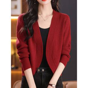 春秋女士毛衣披肩外套短款小个子时尚配裙子针织外搭宽松针织开衫