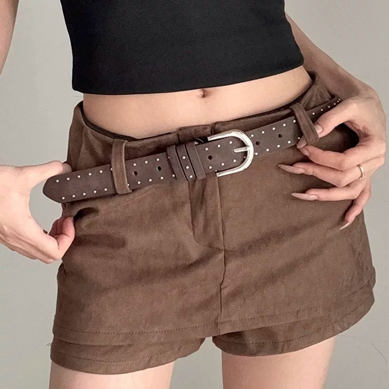 复古咖色腰带女款2026新款美式铆钉小众y2k咖色皮带牛仔裤带配饰