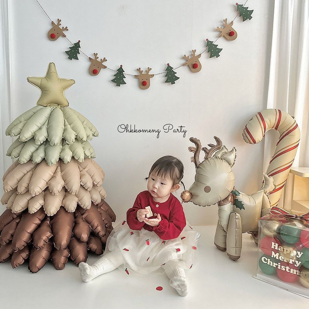 2025圣诞节新款哑光圣诞老人拐杖气球商场商品橱窗家庭派对布置品