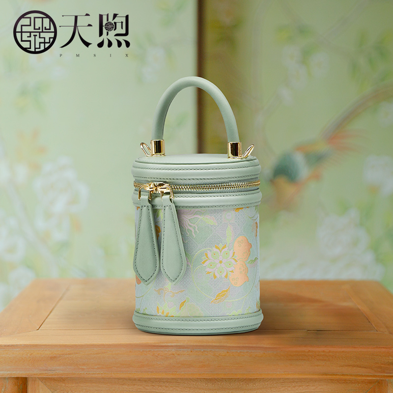 Pmsix天煦牛皮女包新中式国风刺绣水桶形单肩斜挎手提高级感包包
