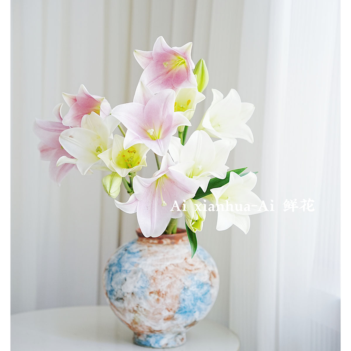 优雅气质白绿色粉色铁炮百合花