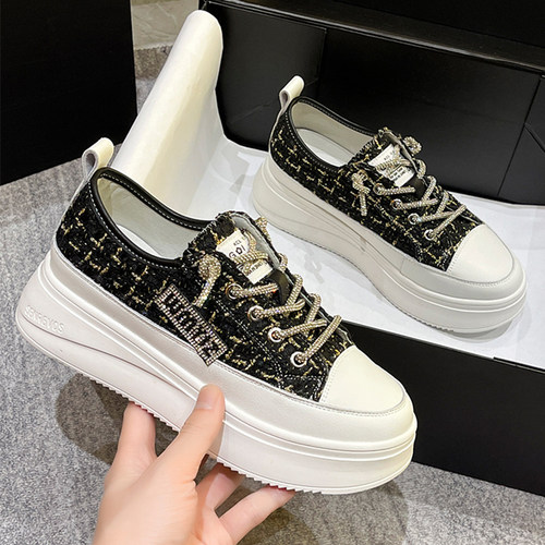 厚底小白鞋小香风松糕单鞋水钻