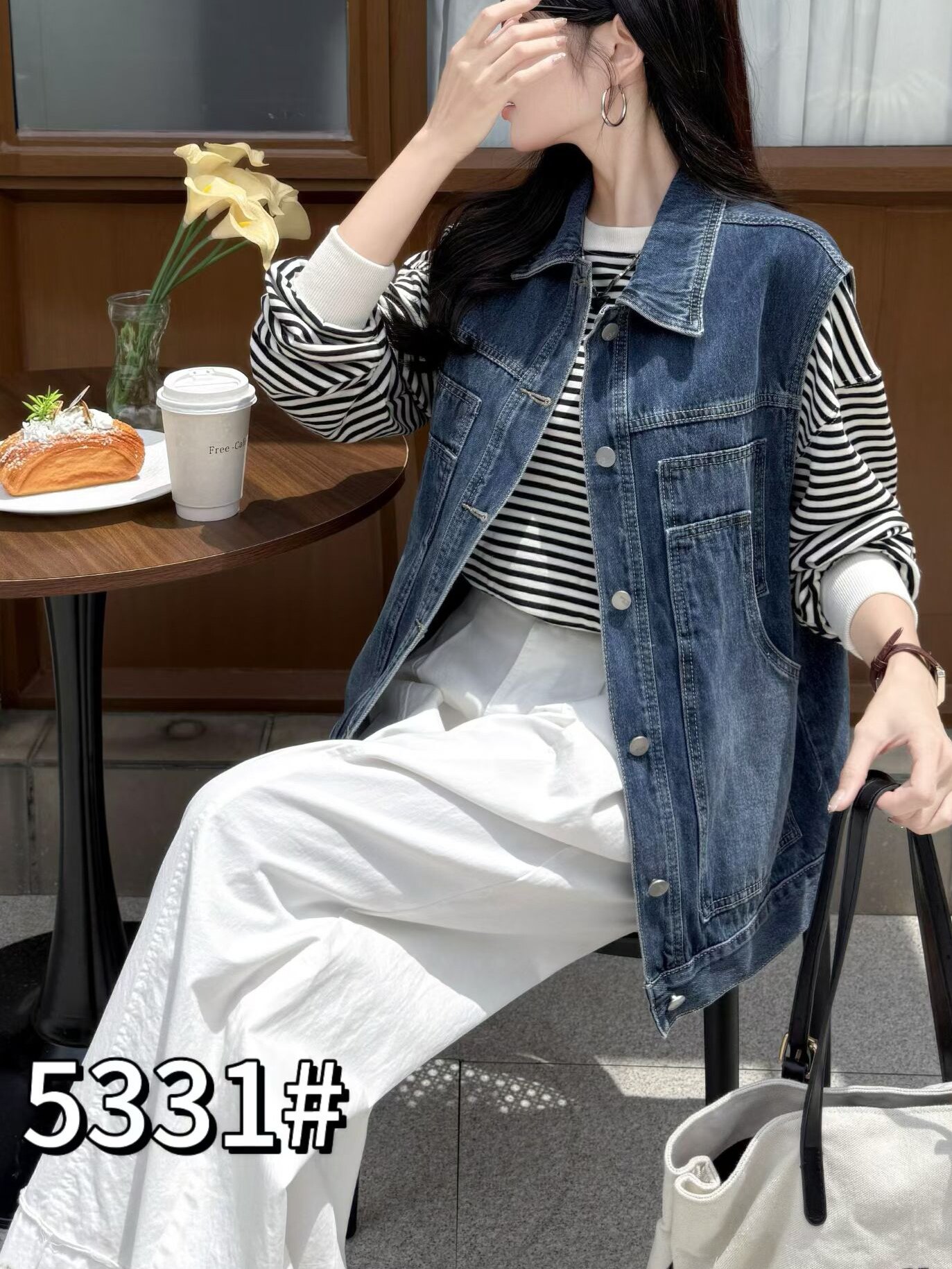 2026春秋季新款韩版百搭显瘦牛仔马甲女翻领无袖坎肩背心外套上衣
