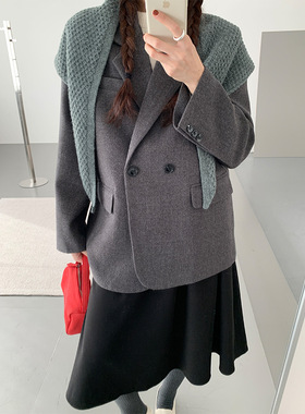 黄峥感气质翻领毛呢西装外套女秋冬通勤外搭披肩两件套541090