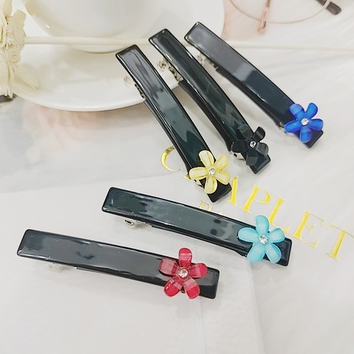 佩妮Chaplet新款五叶花半扎发夹日韩甜美后脑勺弹簧一字夹发饰女