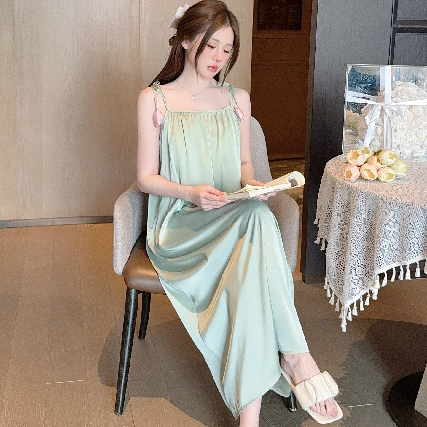 冰丝吊带睡裙女夏季带胸垫长裙