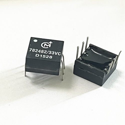 782482/33VC 微型通孔 4KV隔离脉冲数据接口电源变压器3.3V 310UH