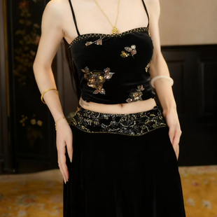 MOSS9.29 20:00上新【素盏生花】新中式珠绣丝绒阔腿裤