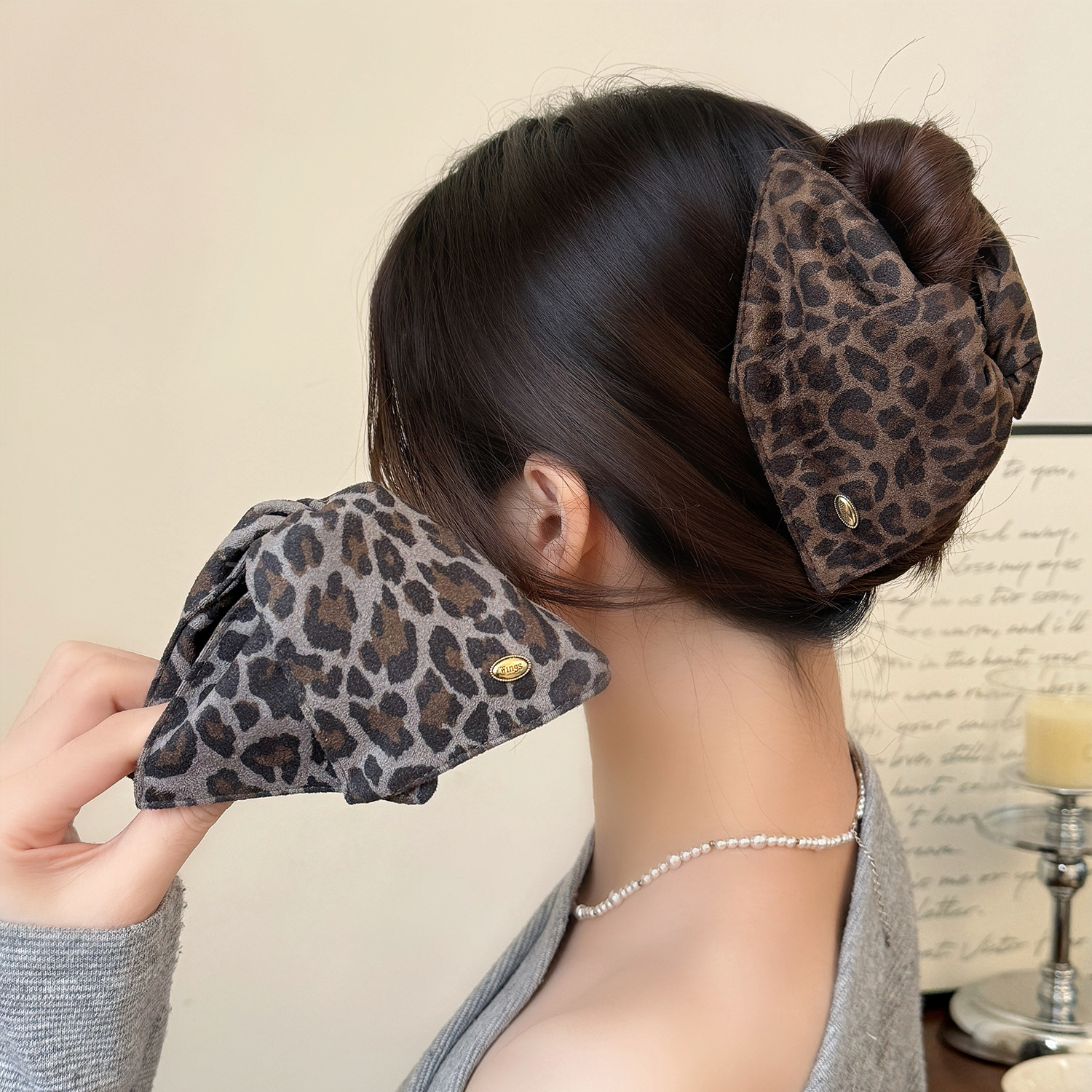 韩版金标豹纹三角抓夹后脑勺盘发鲨鱼夹感时尚百搭发夹头饰女