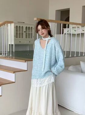 25温柔风设计感白色针织衫女装V领毛衣秋冬款洋气减龄上衣高级感