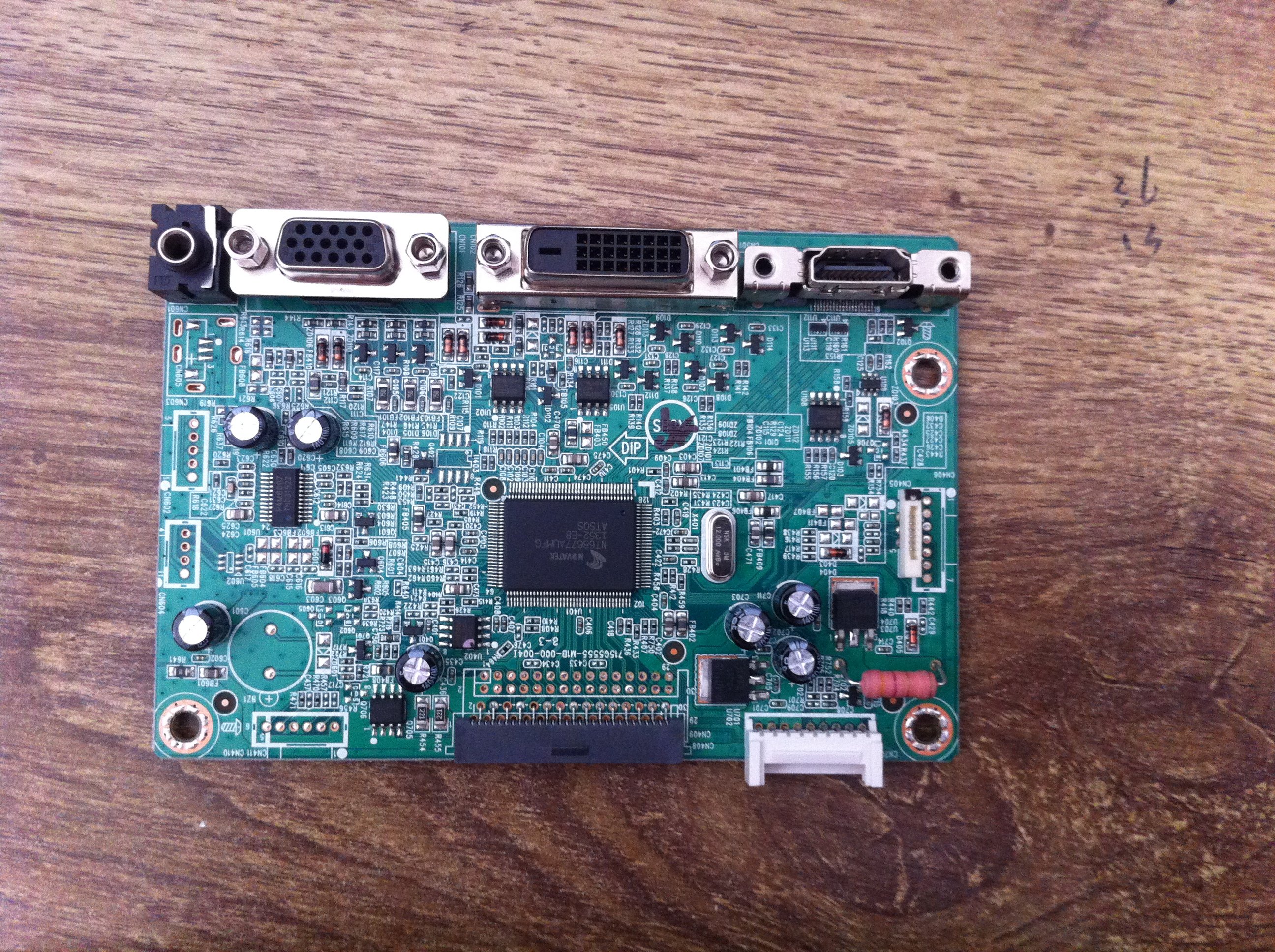 有开机图 放心购买 屏碰坏