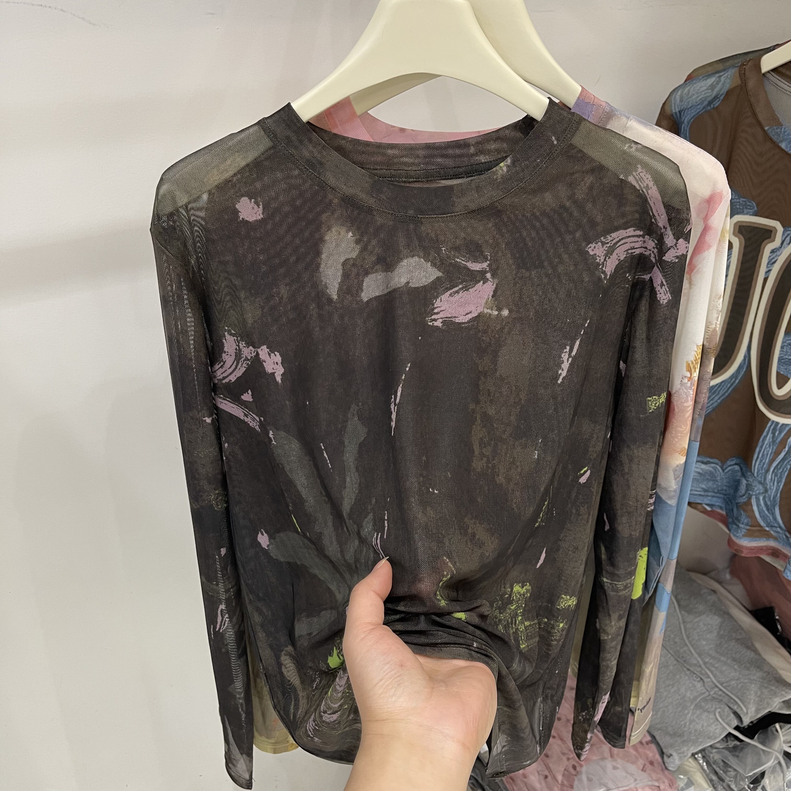 不规则晕染印花网纱长袖T恤女2026夏季新款宽松透视防晒衫上衣潮