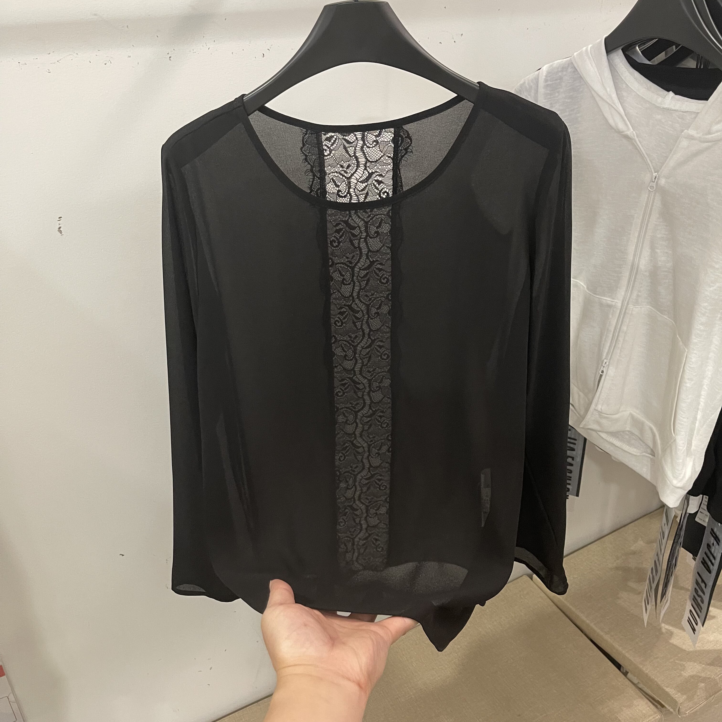 中长款蕾丝拼接开叉长袖雪纺衫女2026夏季新款透视洋气宽松防晒衫