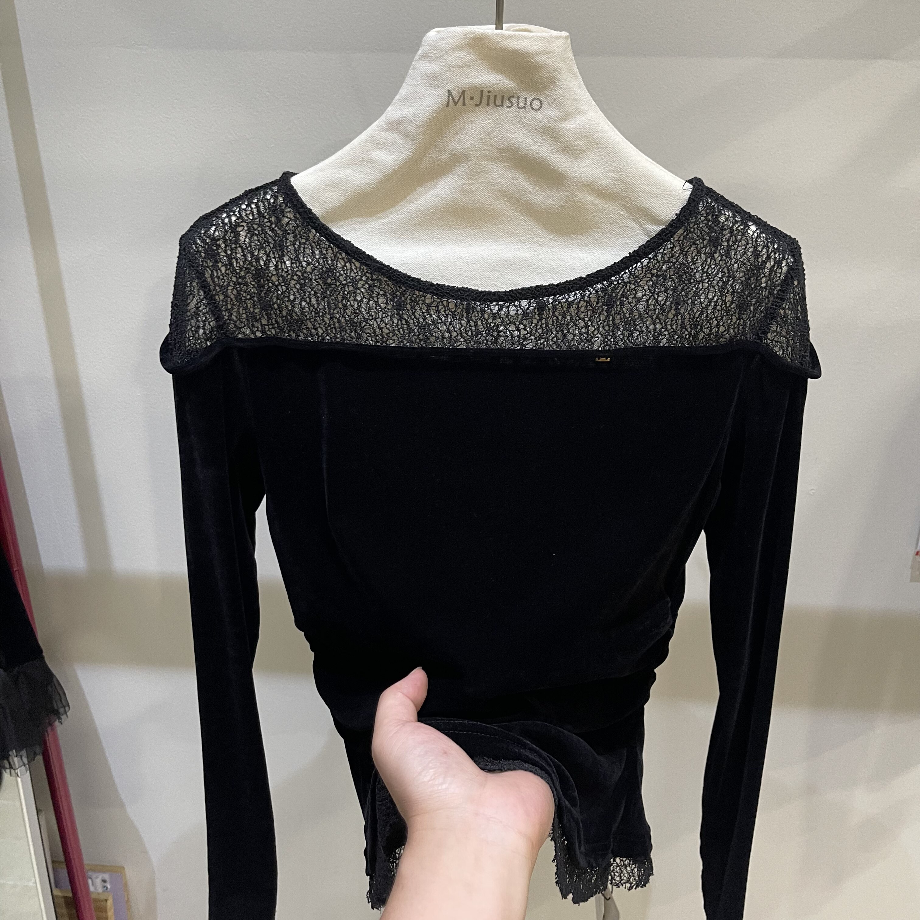 蕾丝拼接丝绒长袖T恤女褶皱修身