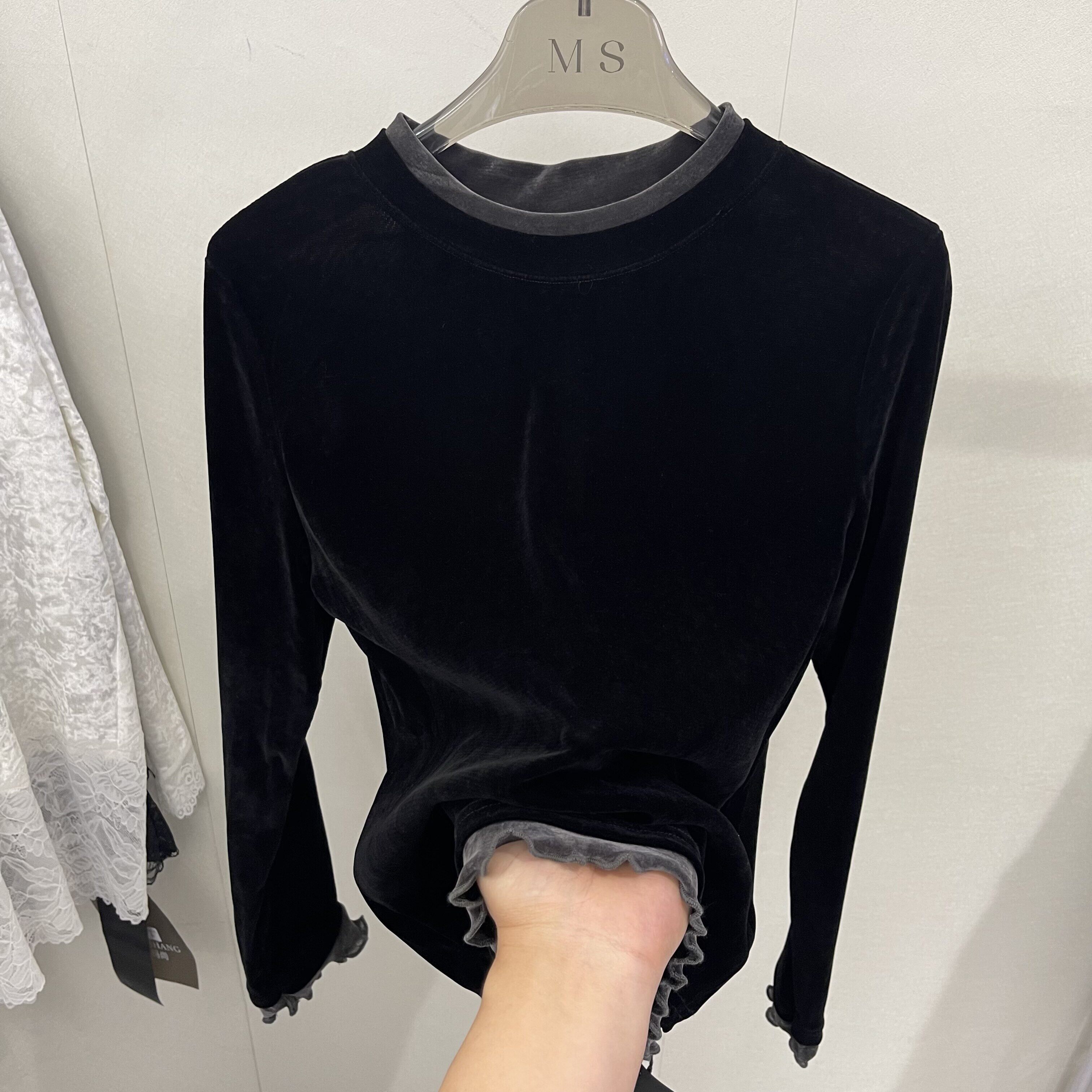 假两件木耳边撞色丝绒长袖T恤女2026早春新款显瘦洋气打底衫上衣