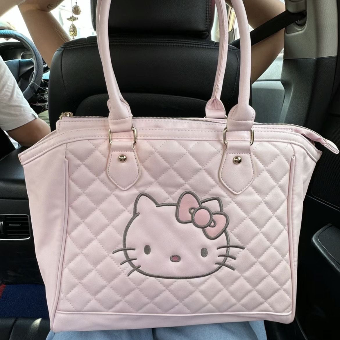 中古HelloKitty托特包可爱甜妹软皮单肩手提包女大容量外出旅行袋 箱包皮具/热销女包/男包 托特包 原图主图