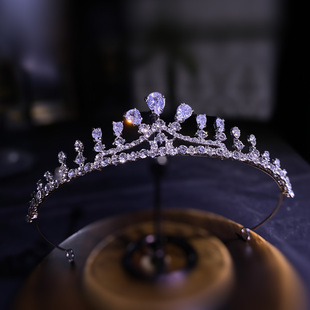 水钻闪儿童舞蹈皇冠头饰小朋友跳舞王冠女童发箍走秀发冠饰品生日