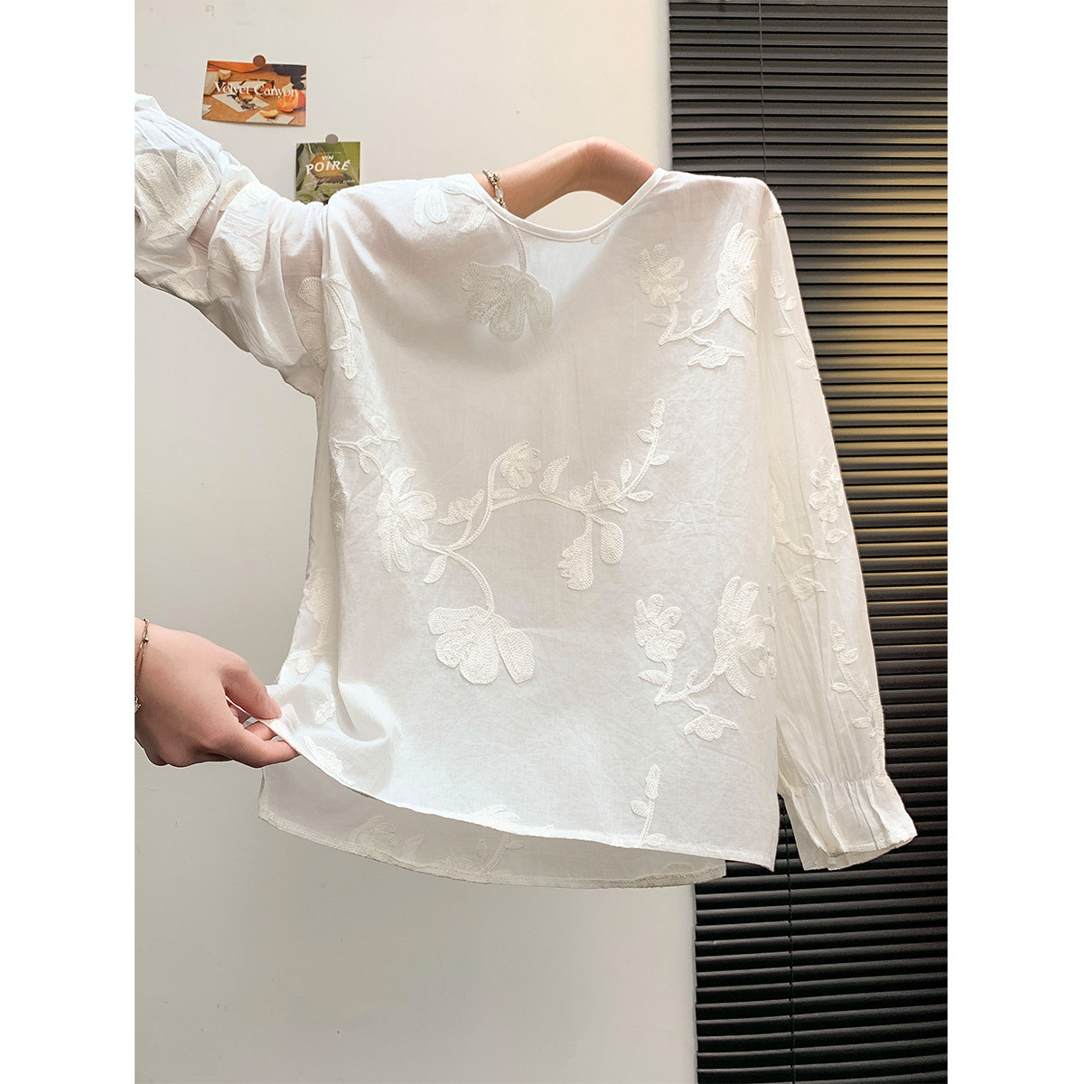高端亚麻重工刺绣棉麻衬衫女春秋气质国风立体花朵小衫别致上衣潮,女装/女士精品,衬衫,淘宝优惠券,粉丝福利购,淘宝优惠卷