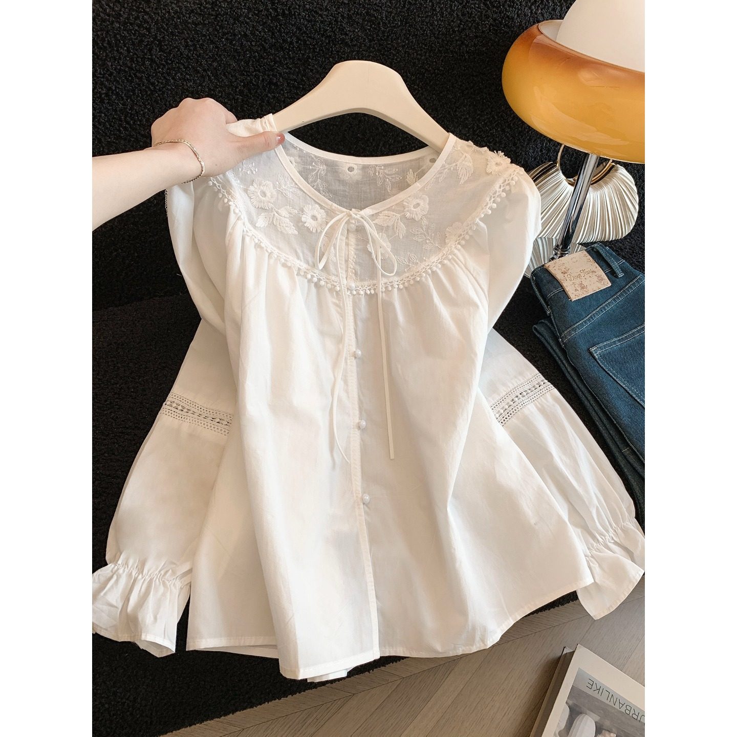 法式绣花蝴蝶结系带白衬衫女春秋季宽松衬衣内搭打底衫喇叭袖上衣,女装/女士精品,衬衫,淘宝优惠券,粉丝福利购,淘宝优惠卷