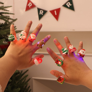圣诞节礼物小礼品宝宝发光戒指饰品幼儿园儿童创意指环配饰装扮