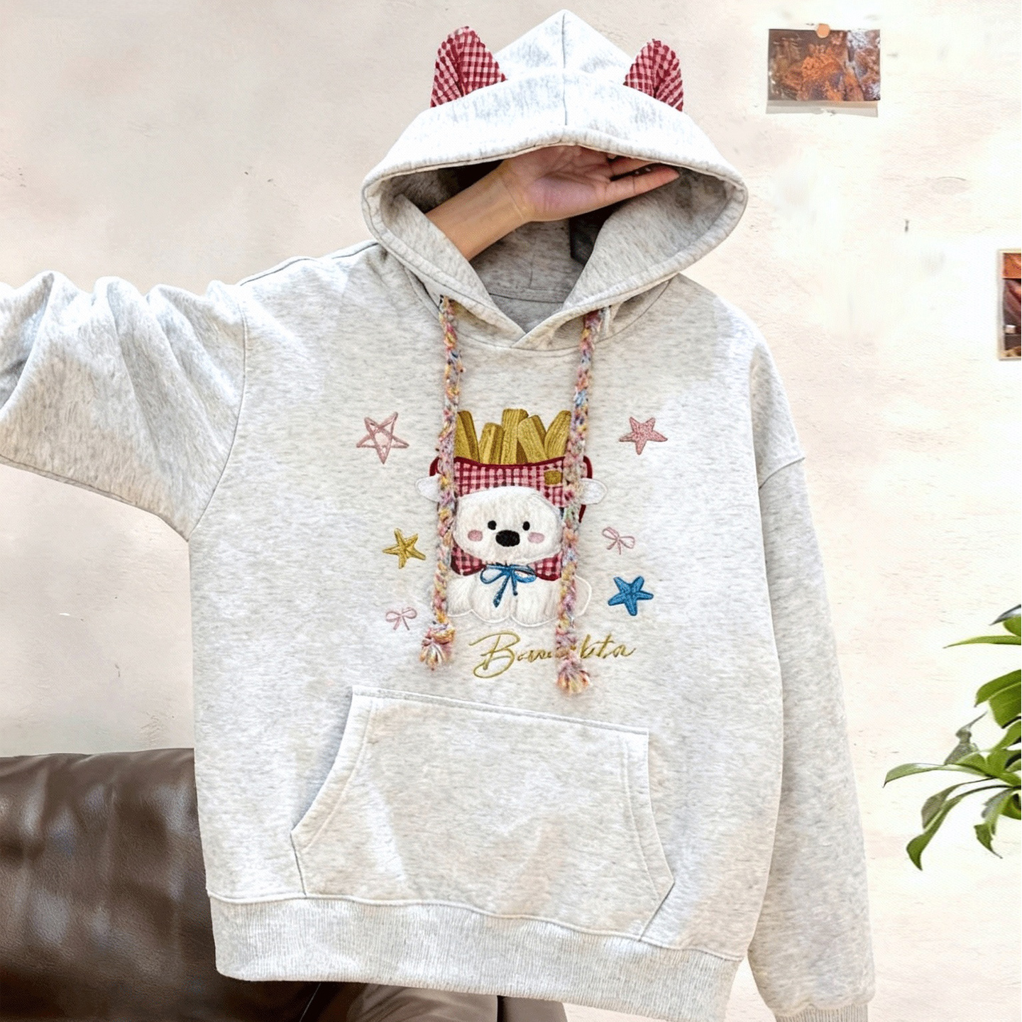 加绒加厚连帽卫衣女秋冬可爱薯条小熊刺绣设计宽松保暖ins潮外套