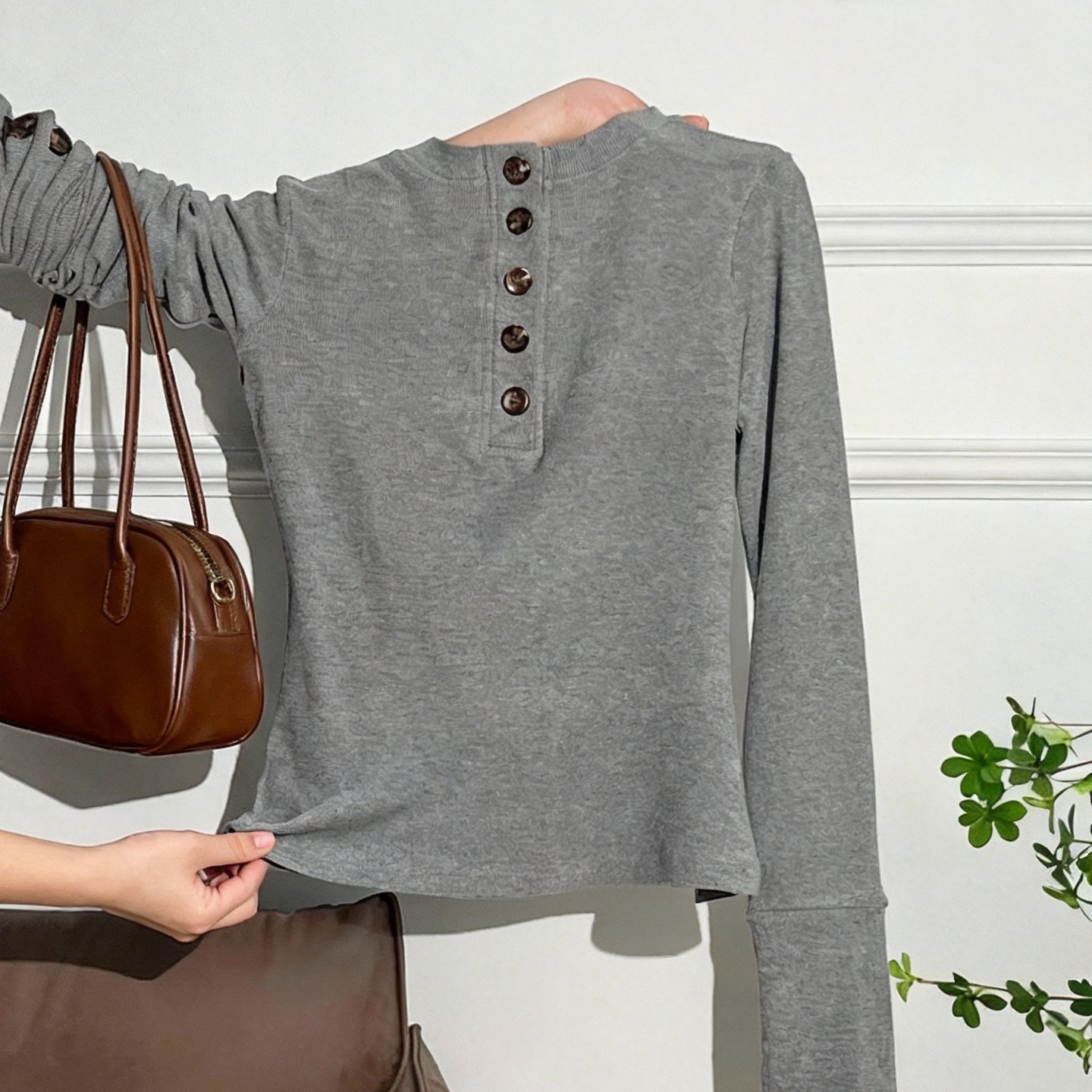 灰色圆领打底衫内搭女秋冬季磨毛加厚半开领长袖T恤修身显瘦上衣