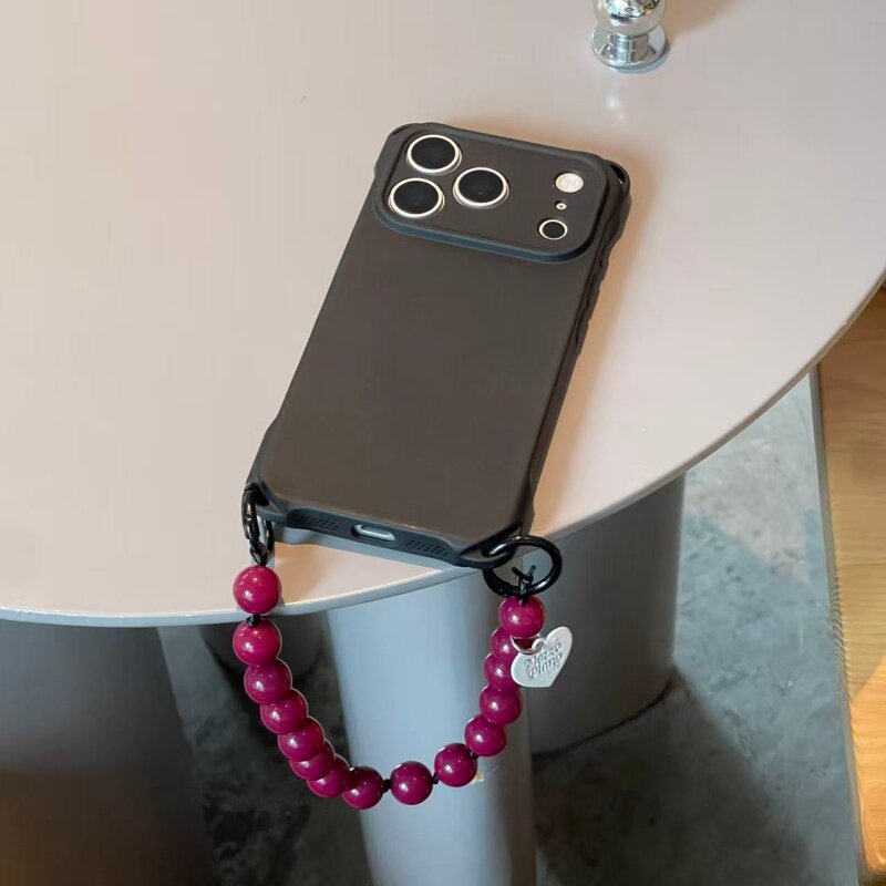 四角可挂酷黑ins勃艮第红珠子手腕链条适用于苹果18PRO手机壳iphone17软16/15套14