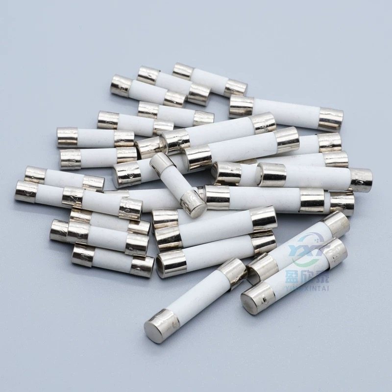 5*20mm 陶瓷管熔断器6*30mm防爆陶瓷保险丝管 F1AL250V0.5A-30A