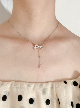 轻奢小众高级感颈链配饰简约气质精致锁骨链蝴蝶结流苏锆石项链女