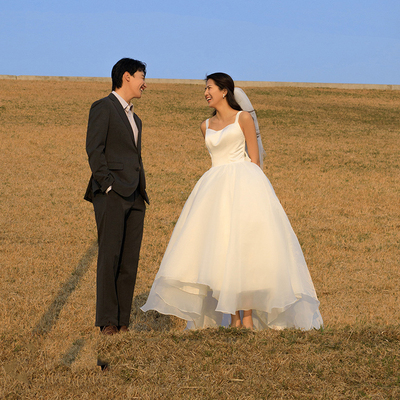 简约吊带小个子婚纱超仙